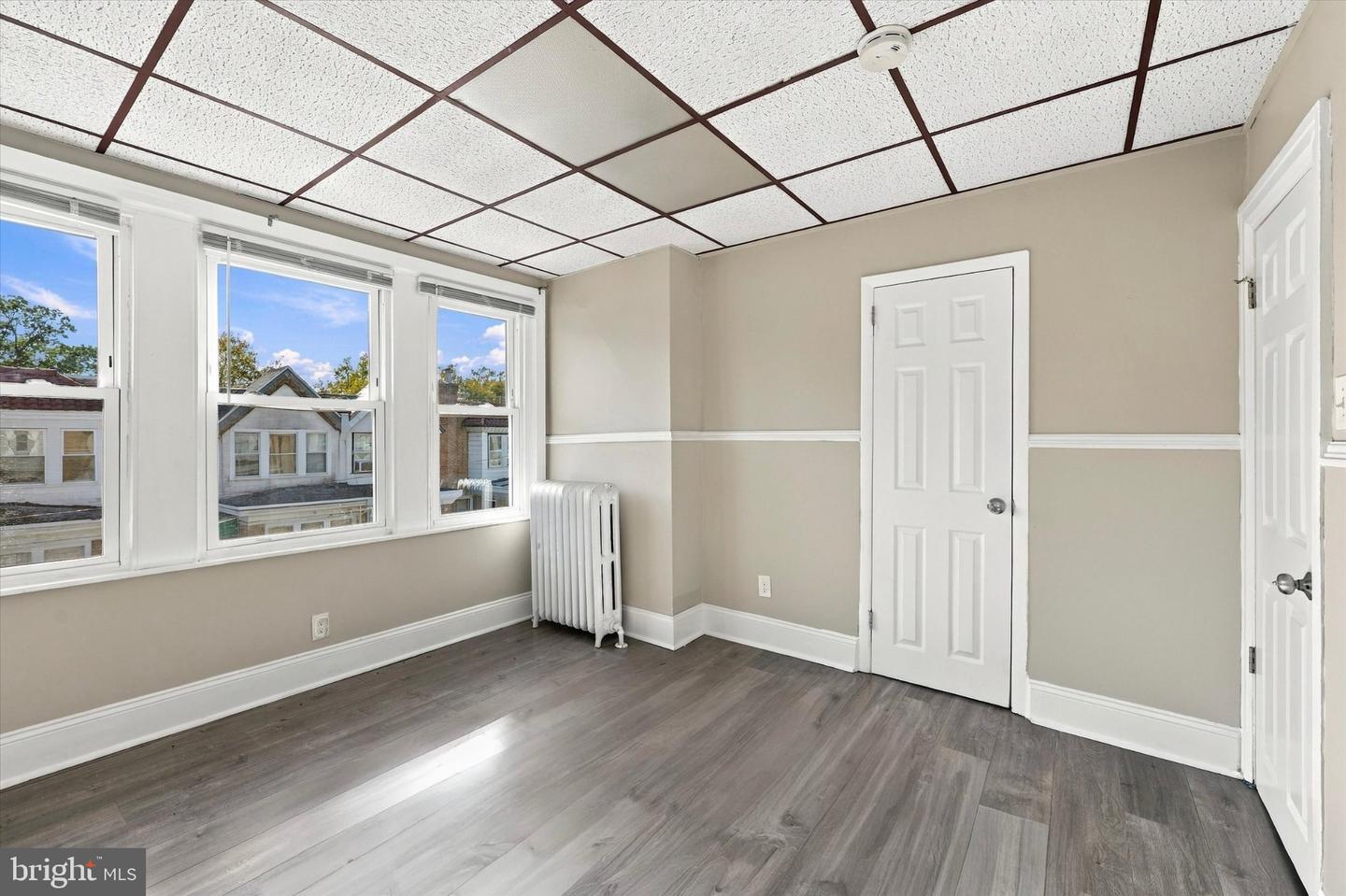 4735 Loring St Property Photo 2