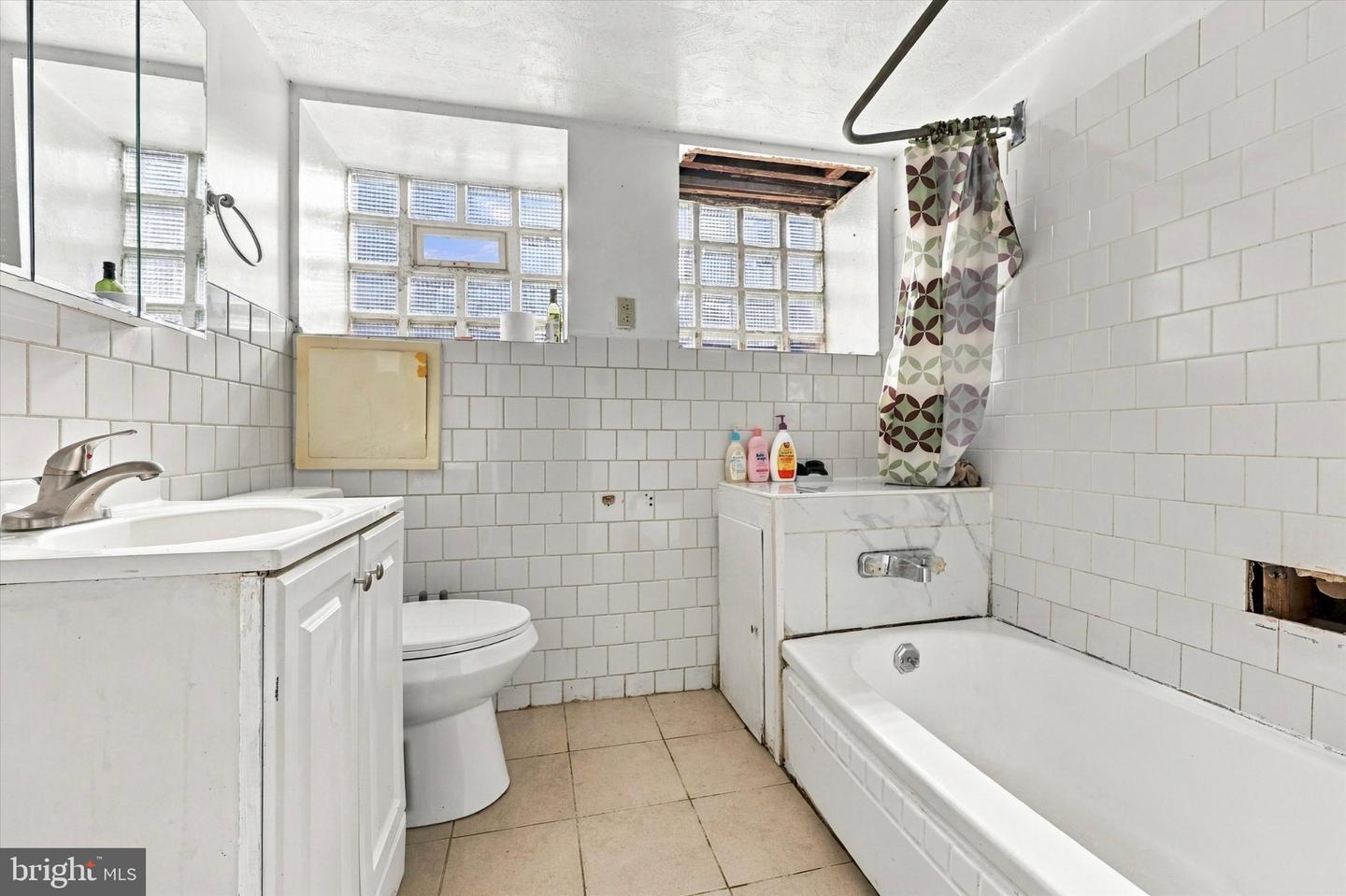 4735 Loring St Property Photo 21