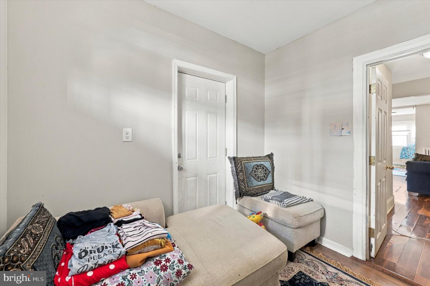 4735 Loring St Property Photo 28