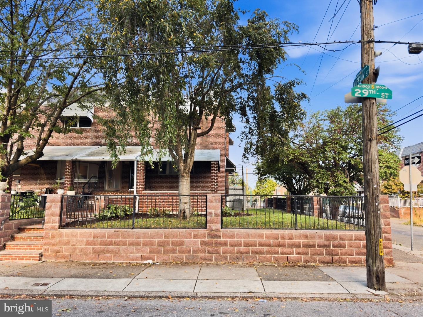 1900 S 29th St Property Photo 1