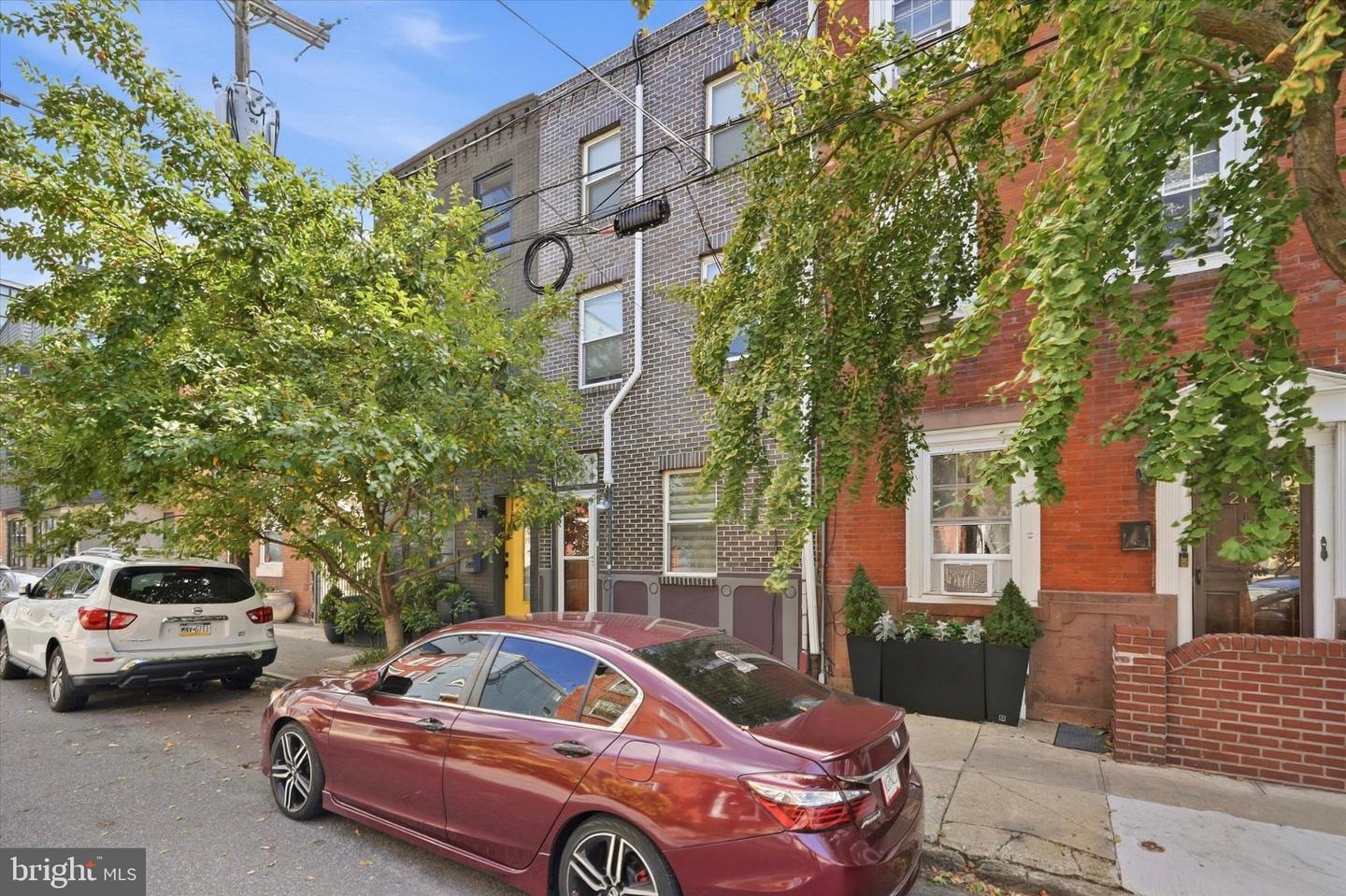 212 W Wildey St Property Photo 2