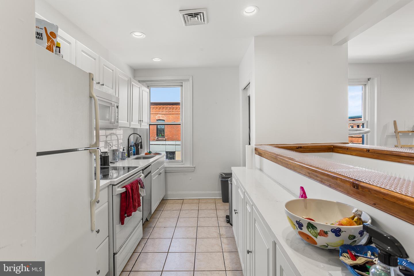 844 N 25th St #2 Property Photo 6