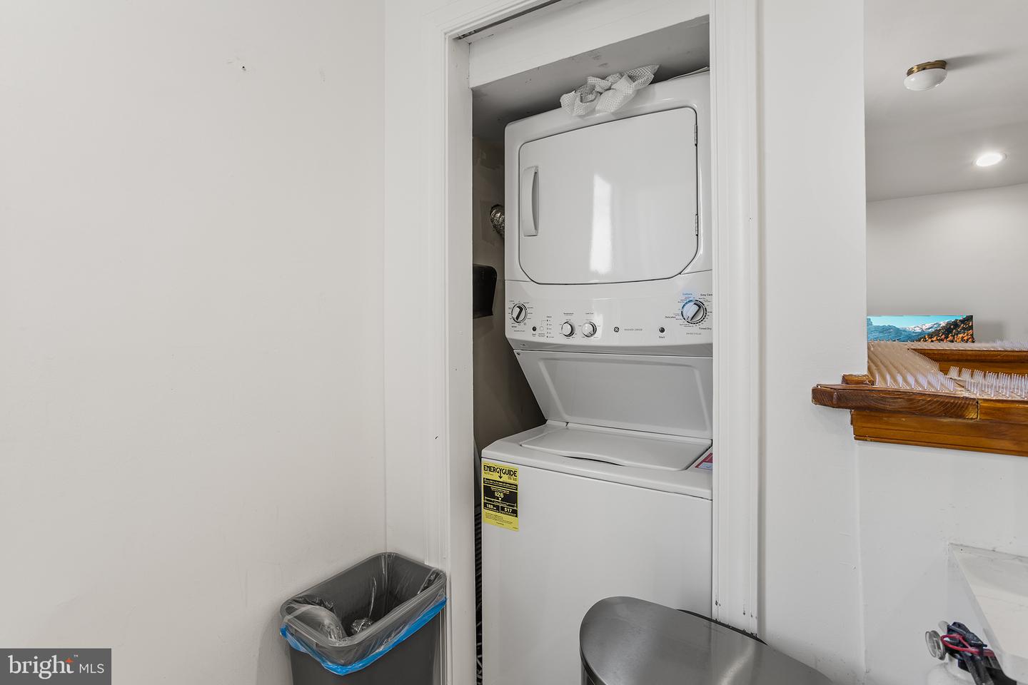 844 N 25th St #2 Property Photo 8