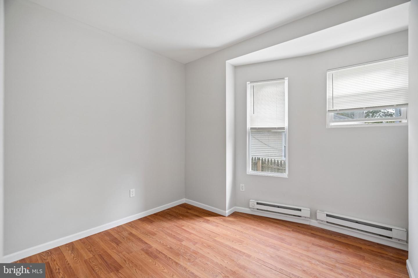 7106 Devon St Property Photo 6
