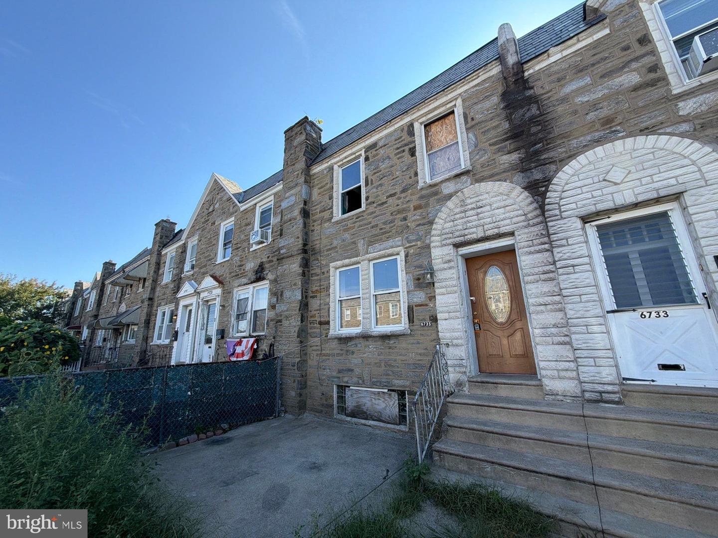 6735 SOUDER ST Property Photo 1
