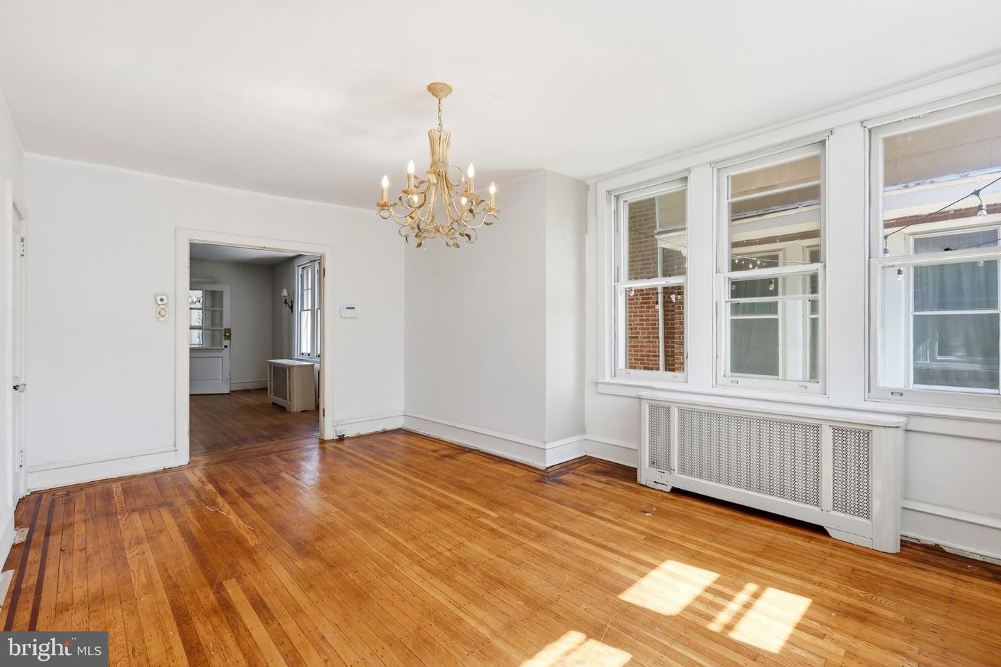 1210 Haworth St Property Photo 9
