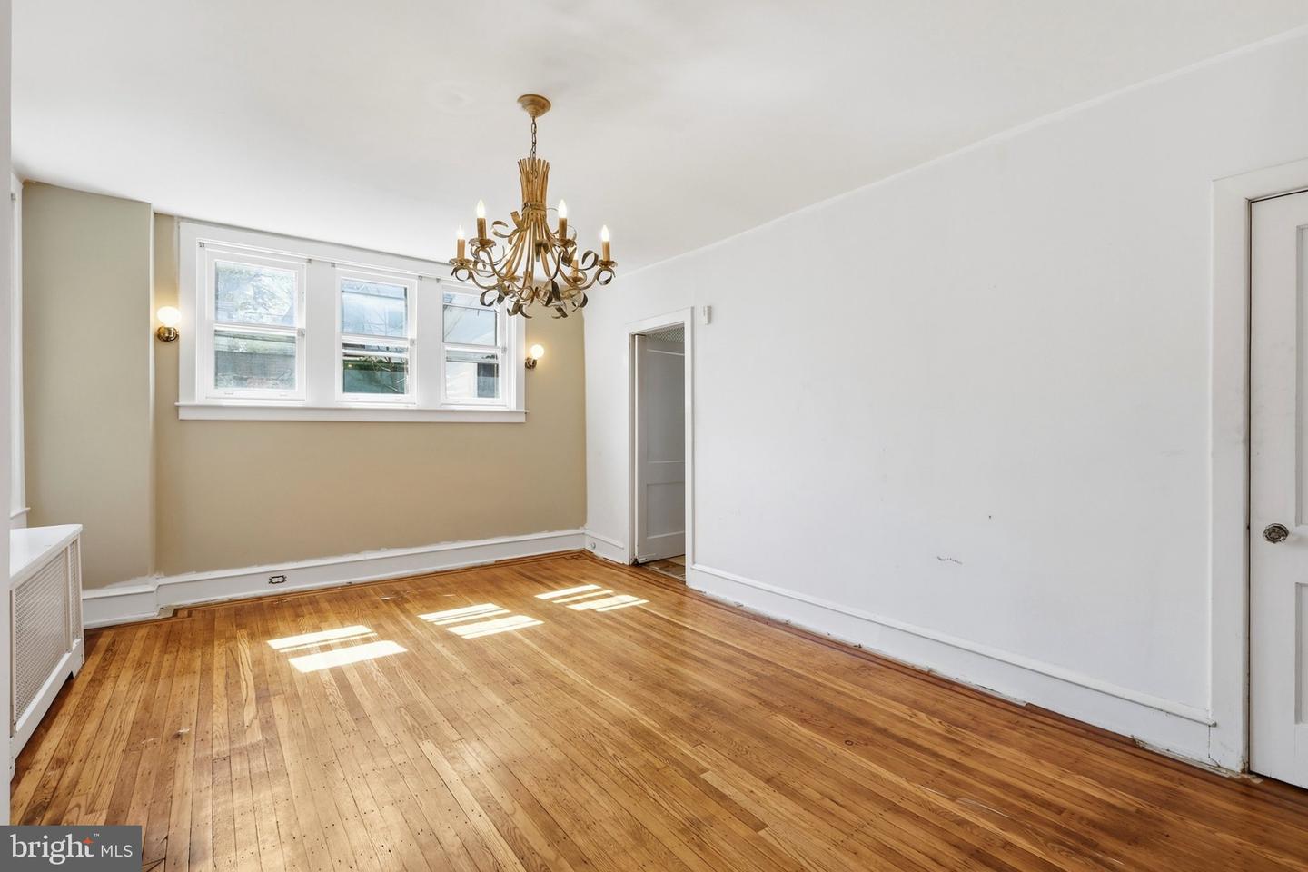 1210 Haworth St Property Photo 10