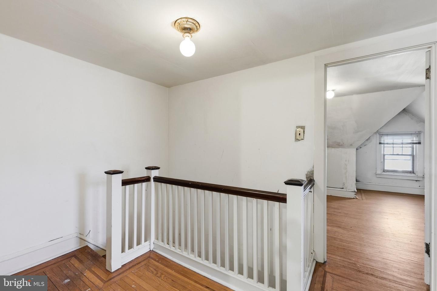 1210 Haworth St Property Photo 14