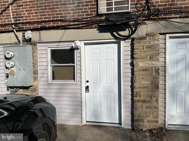 6632 N BROAD ST #GROUND UNIT Property Photo 1