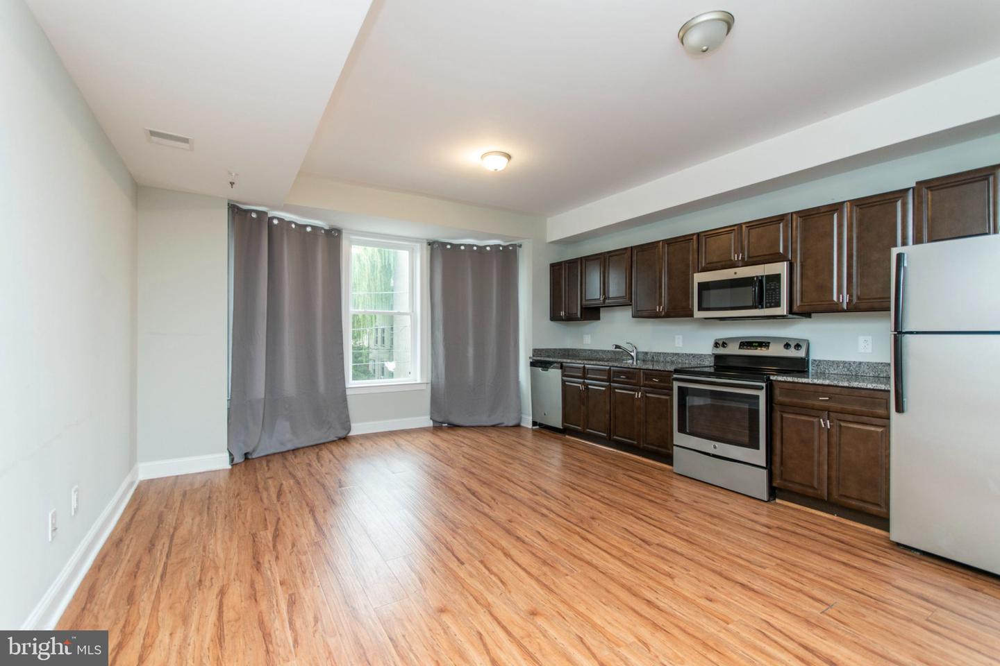 1222 N 7th St #bldg E Unit 2 Property Photo 1