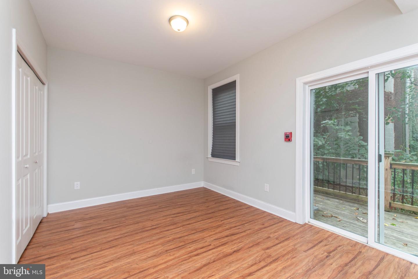 1222 N 7th St #bldg E Unit 2 Property Photo 5