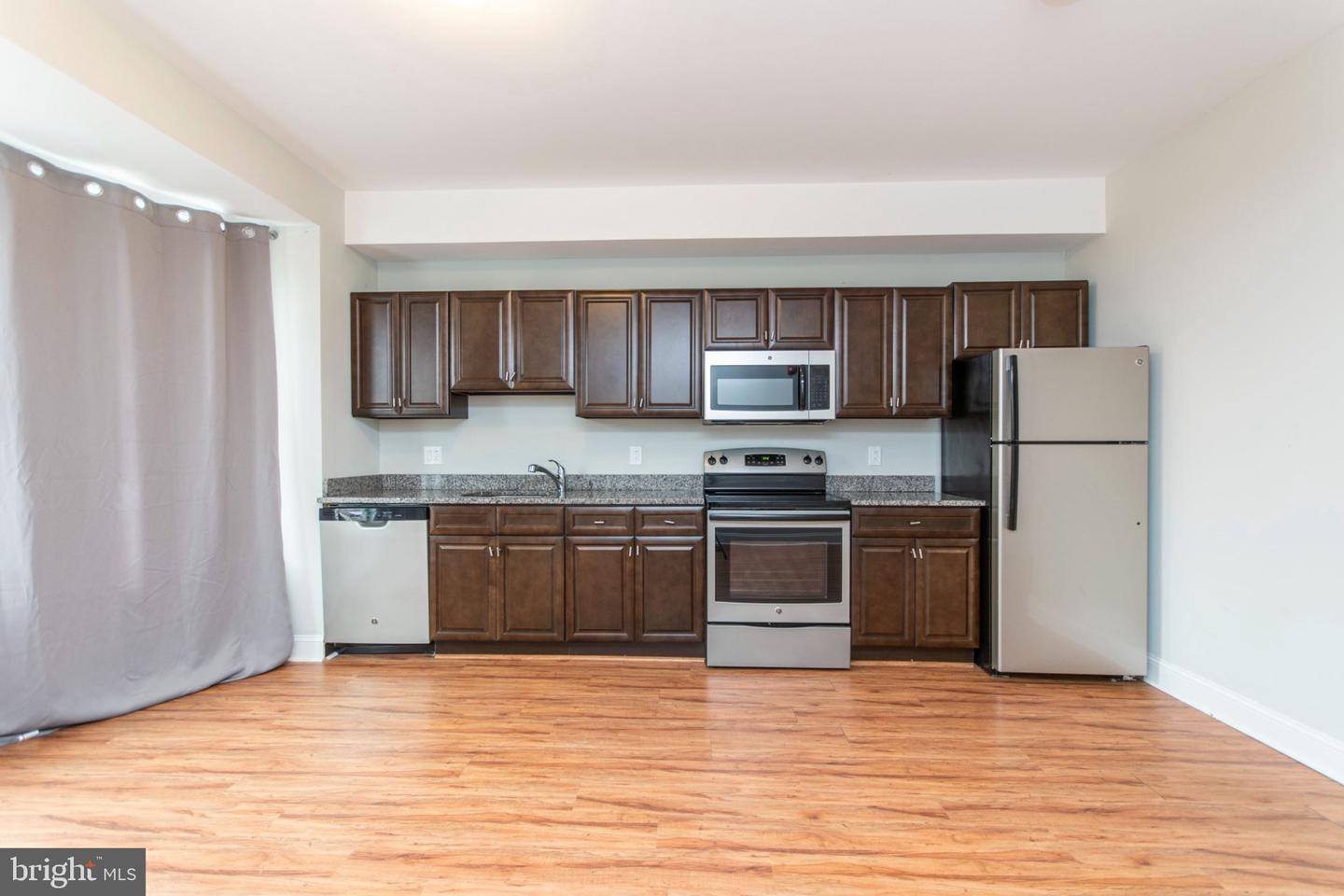 1222 N 7th St #bldg E Unit 2 Property Photo 13