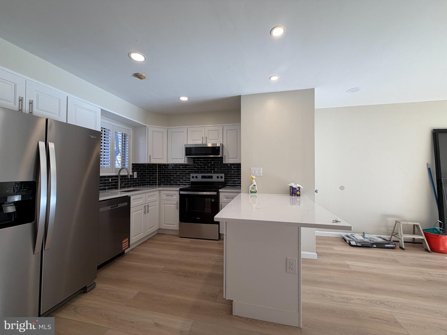 1109 South St #b Property Photo 4