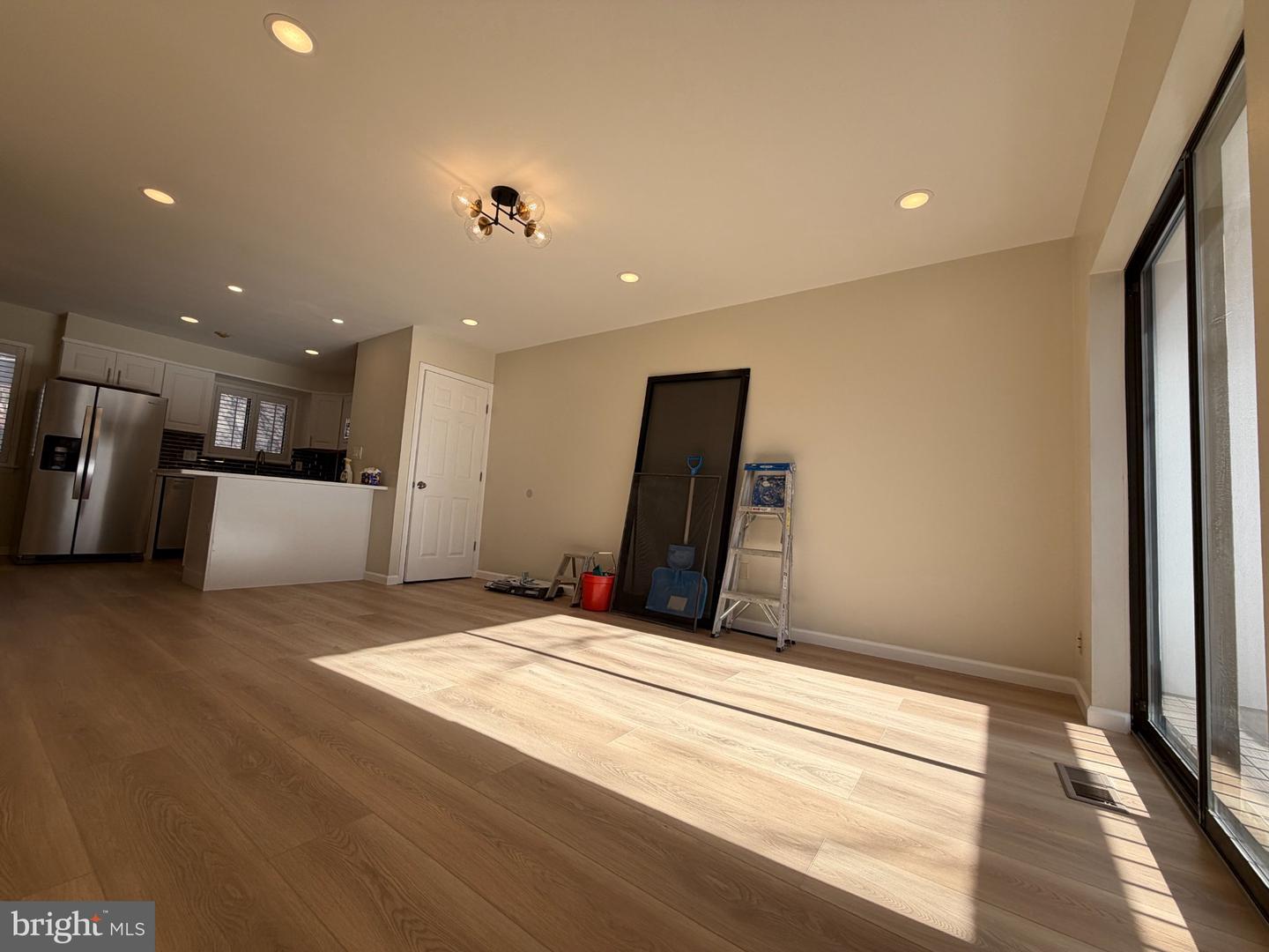 1109 South St #b Property Photo 8