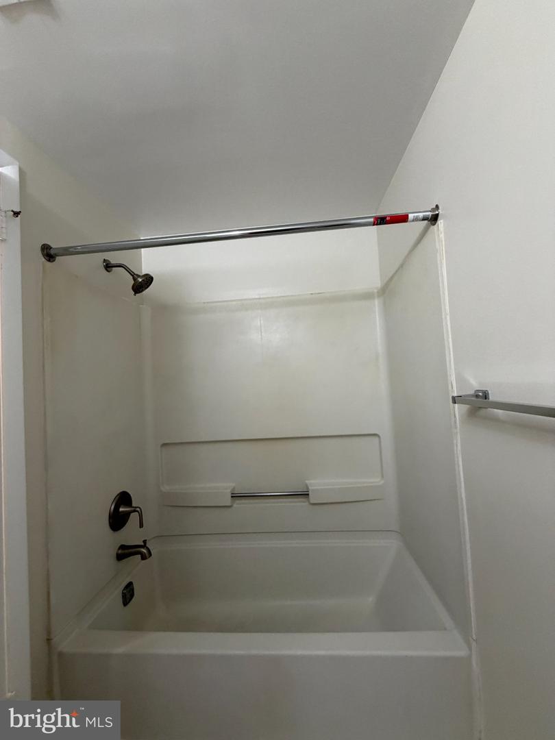 1109 South St #b Property Photo 16