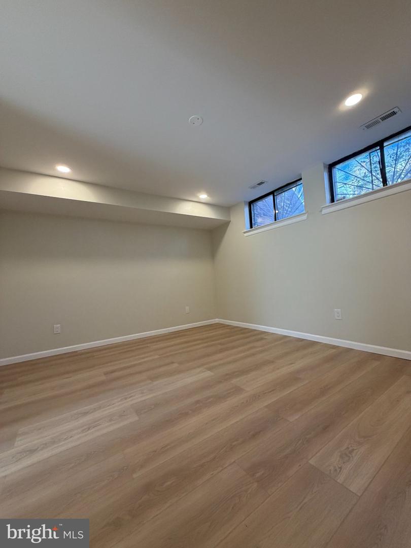 1109 South St #b Property Photo 17