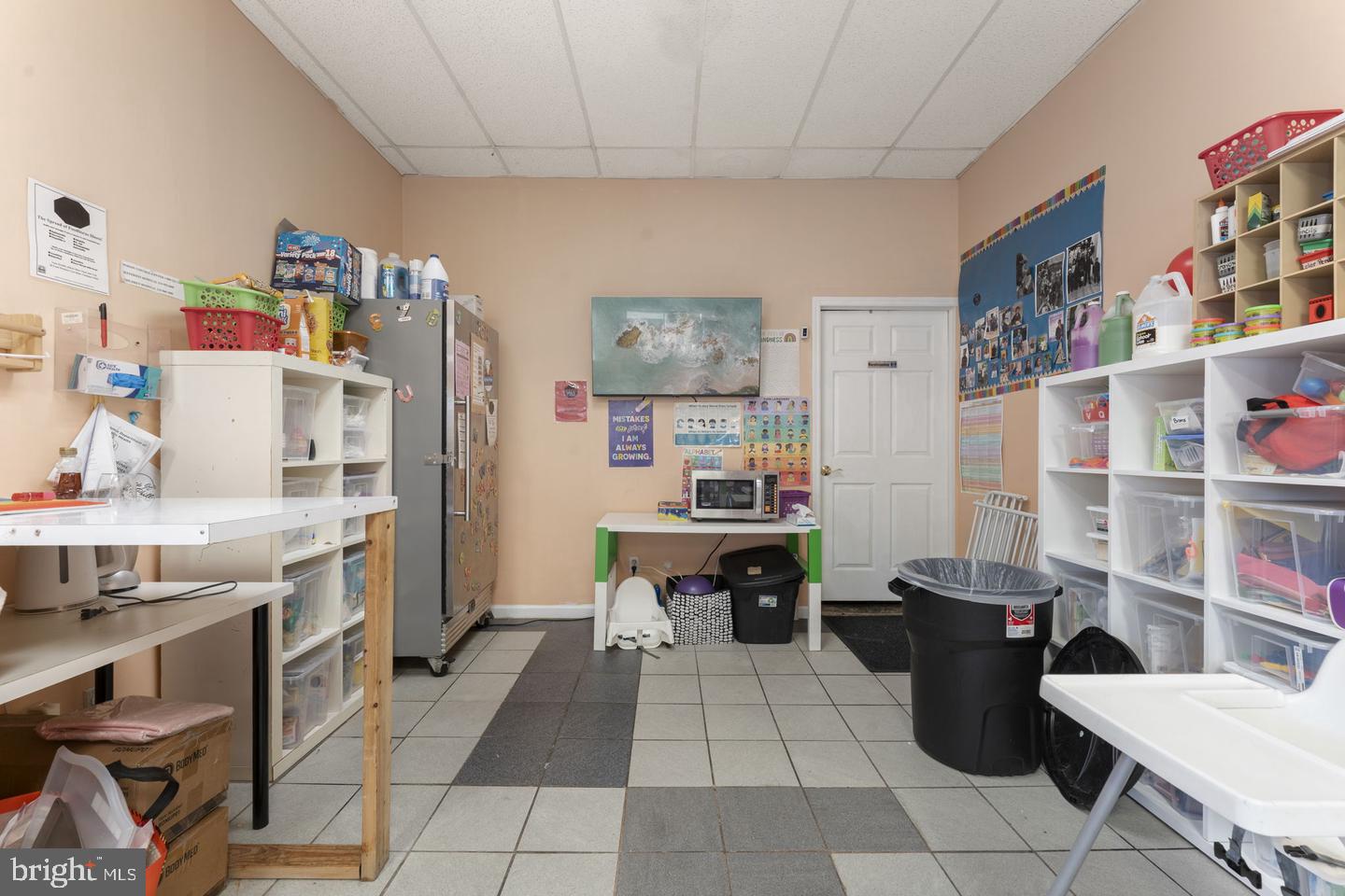 1848 Point Breeze Ave Property Photo 8