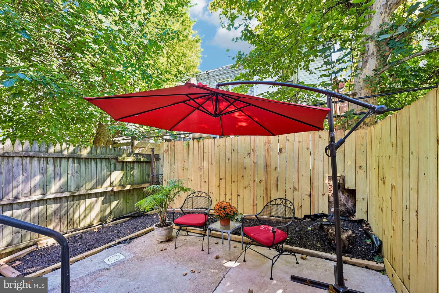 416 W Fisher Ave Property Photo 33