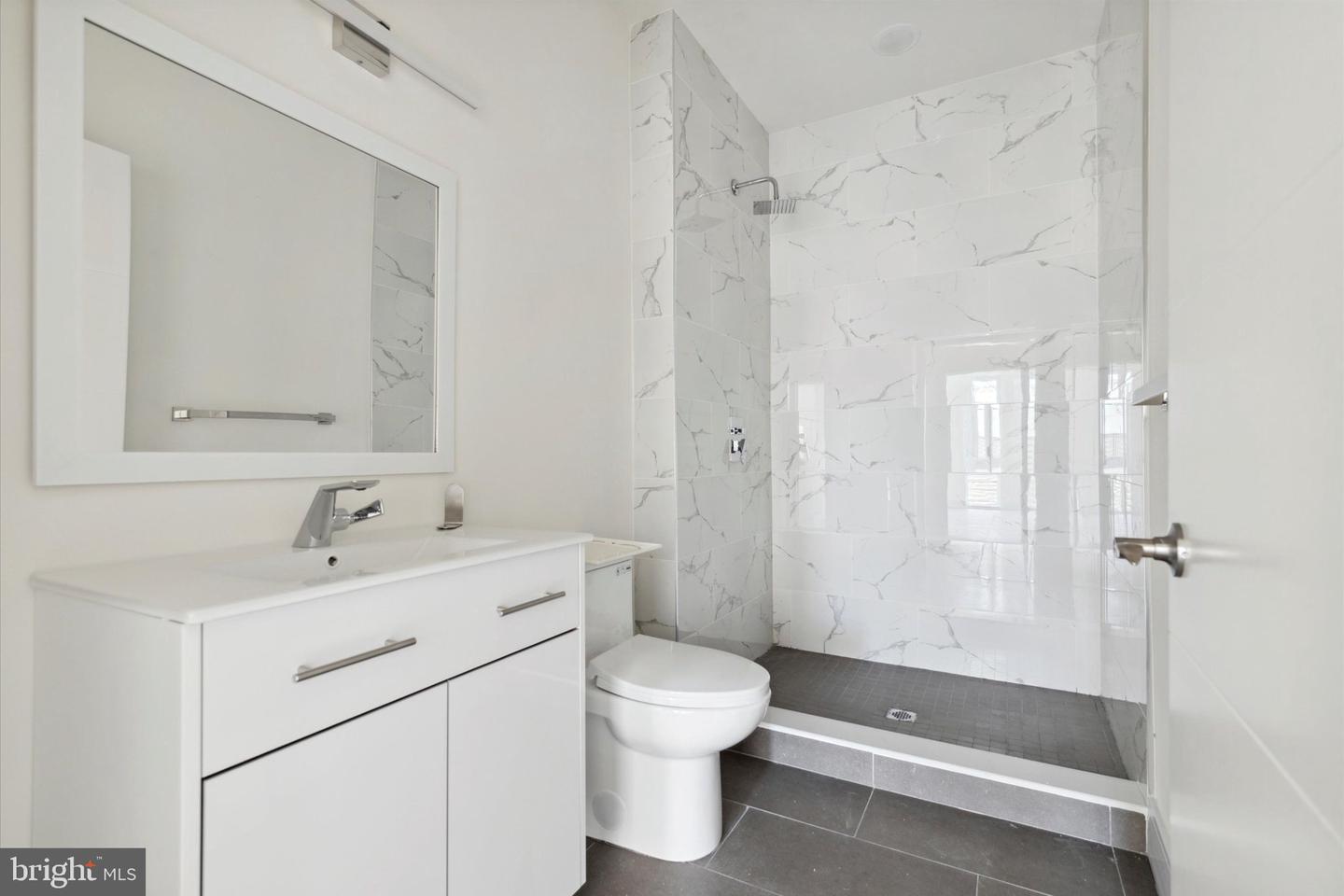 1221 E Fletcher St #310 Property Photo 11
