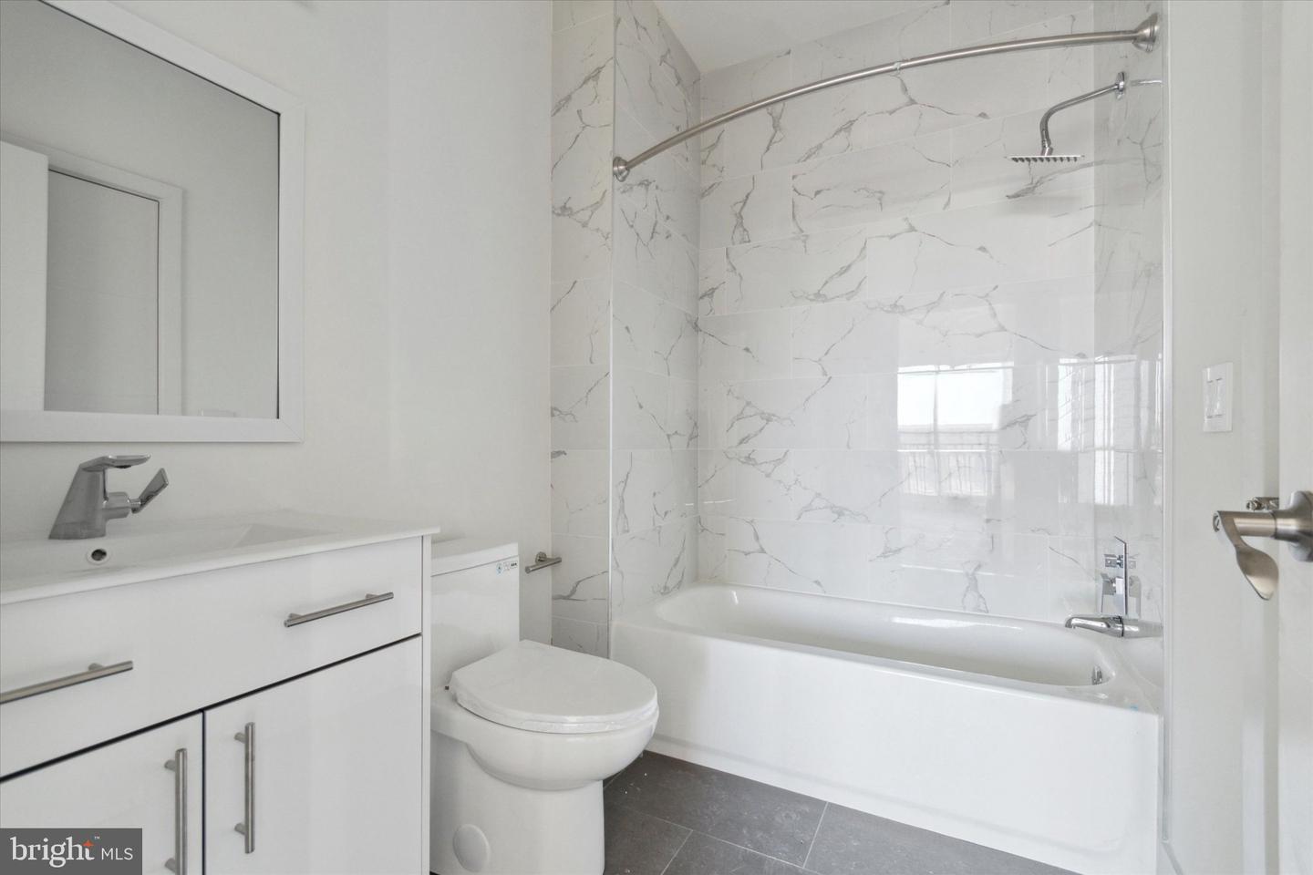 1221 E Fletcher St #310 Property Photo 29