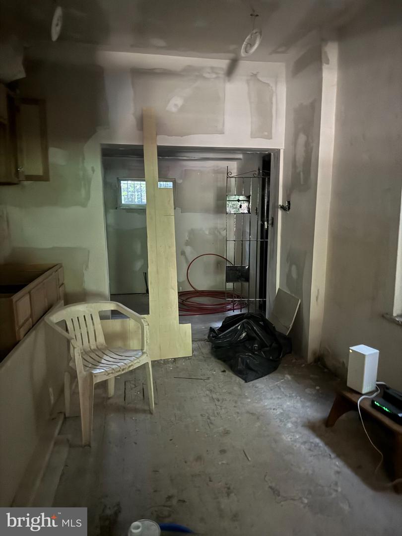 2509 NICHOLAS ST Property Photo 1