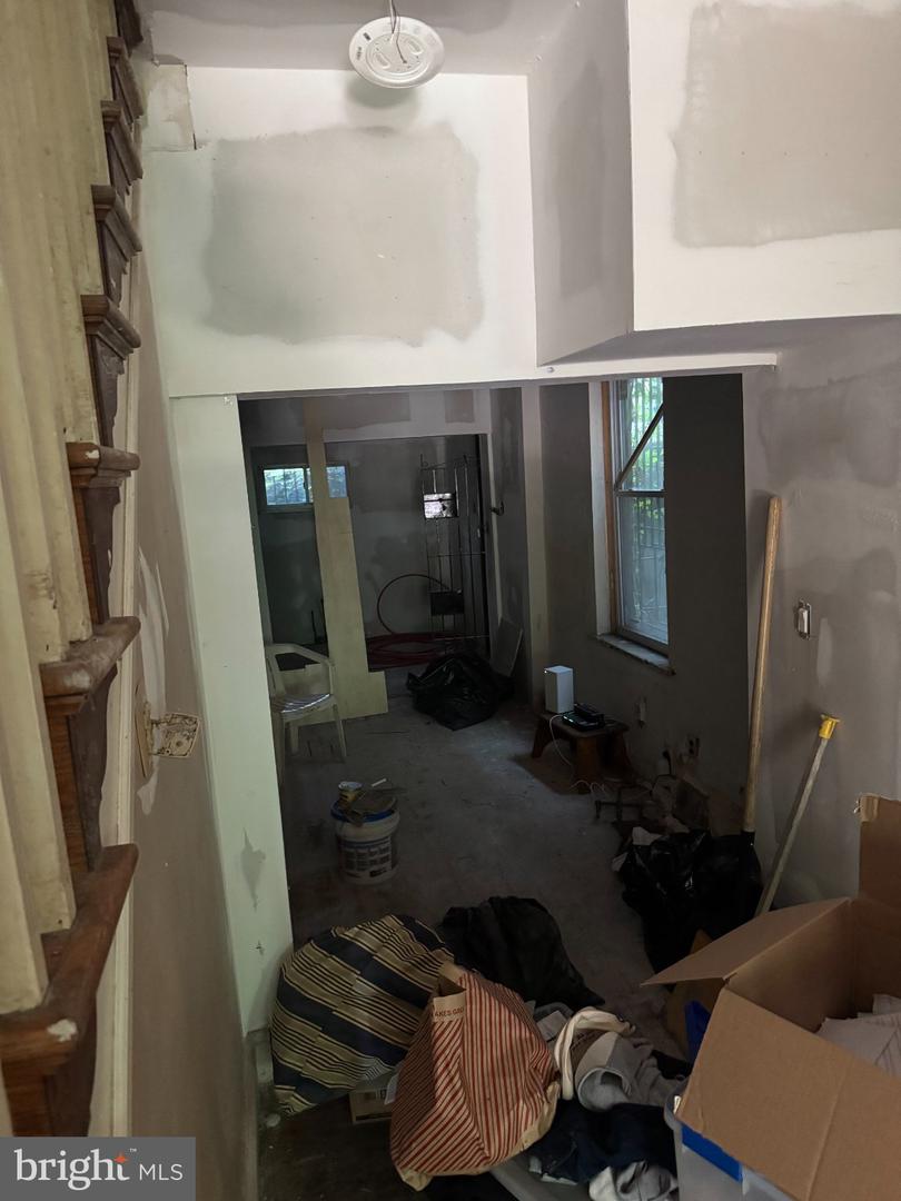 2509 Nicholas St Property Photo 8