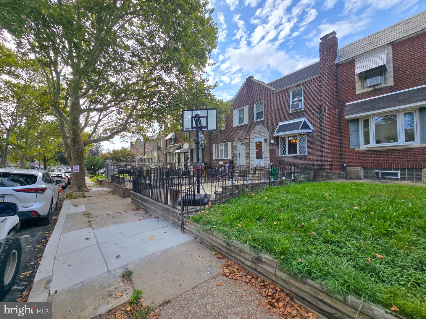 6338 Jackson St Property Photo 1