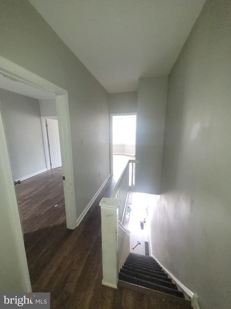 3016 Agate St Property Photo 6