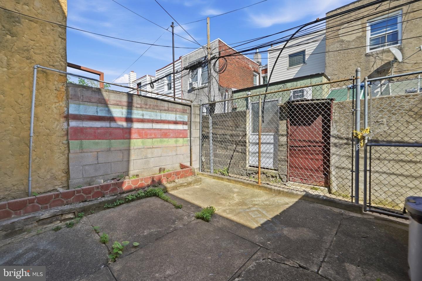 2333 S Hutchinson St Property Photo 15