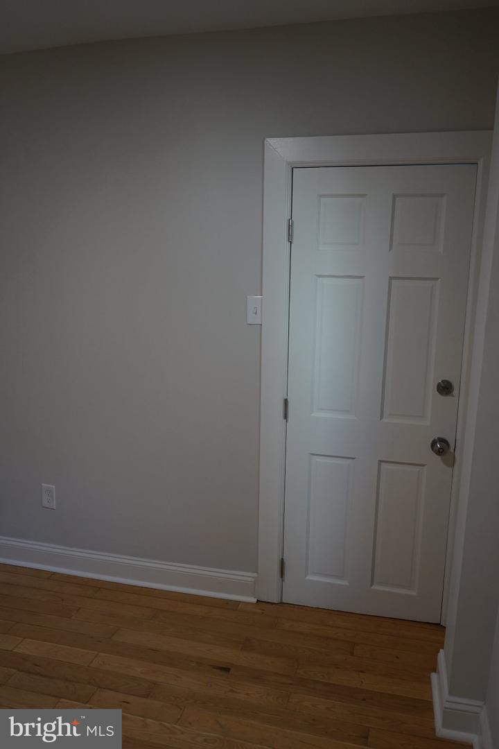2032 W Berks St ##1 Property Photo 15