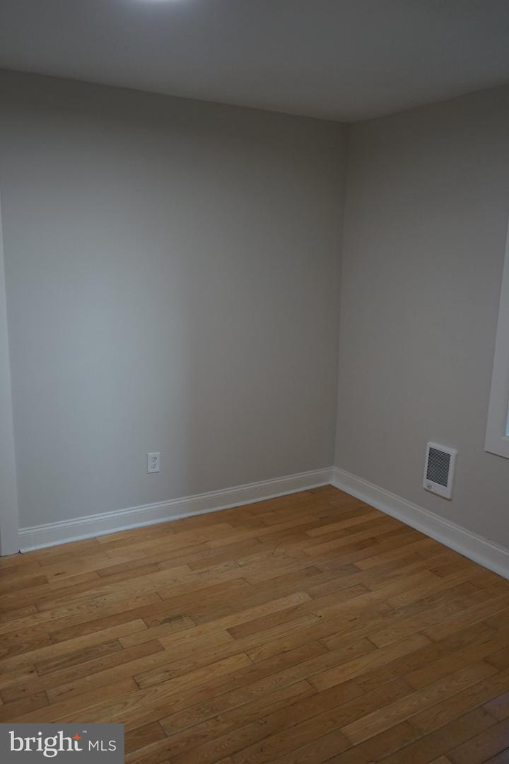 2032 W Berks St ##1 Property Photo 23