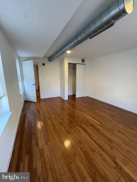 1709 W Master St Property Photo 3