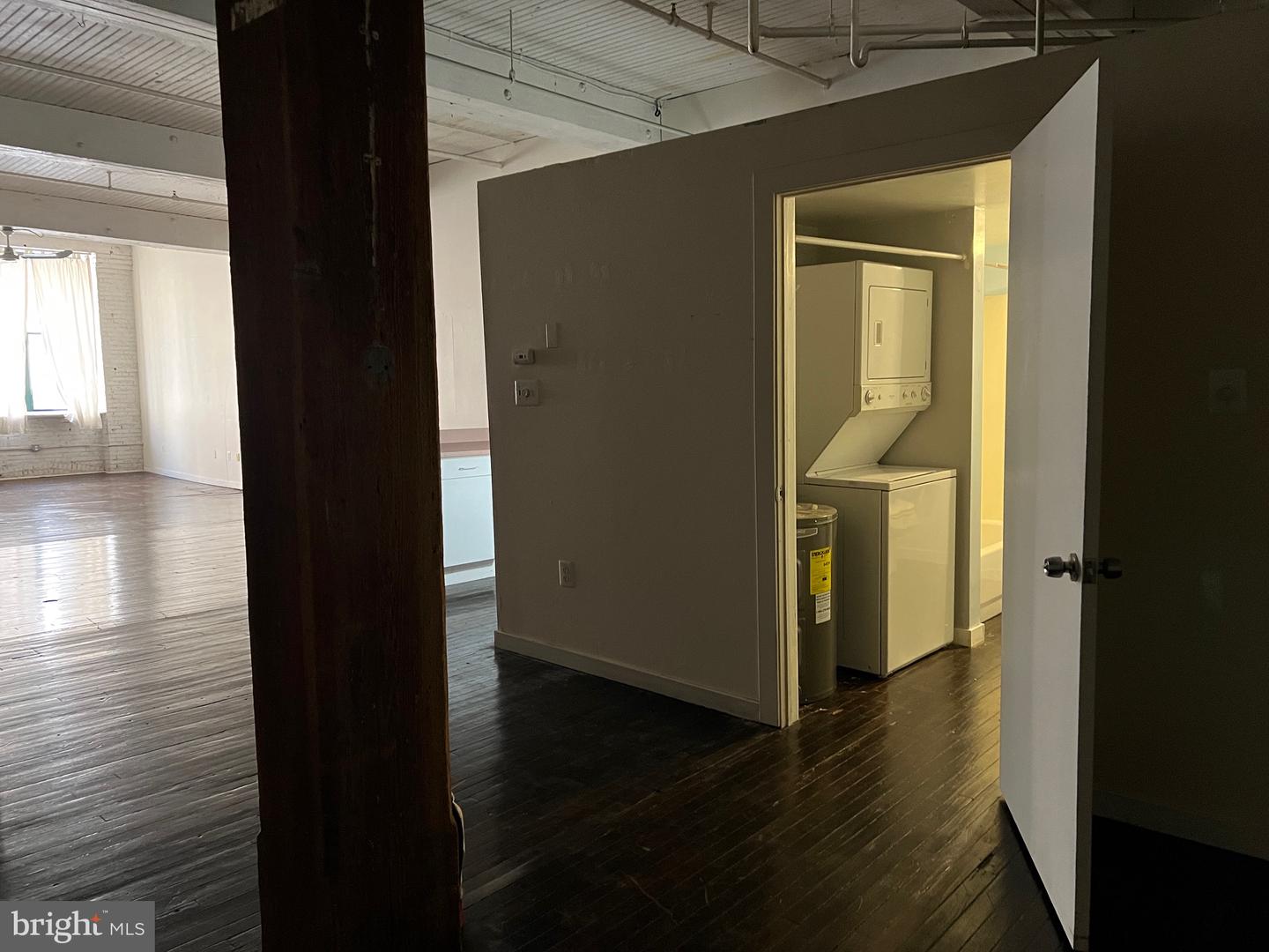 429-00 N 13th St #3d Property Photo 6