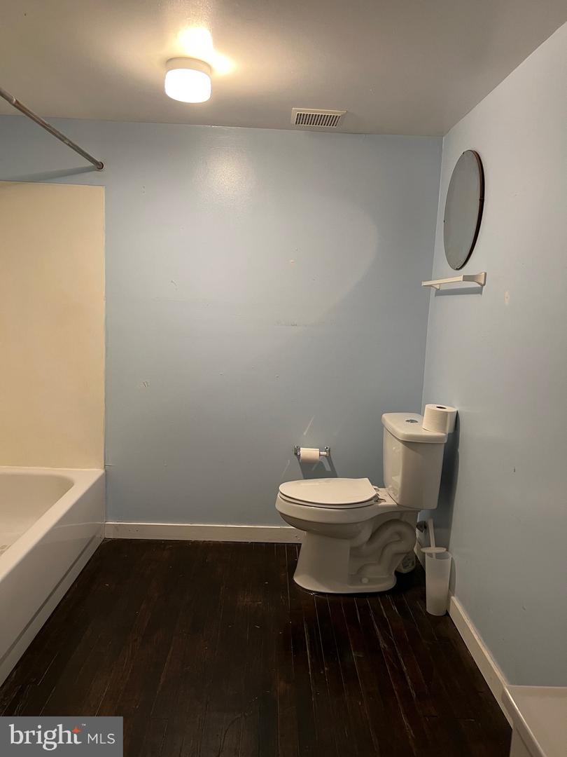 429-00 N 13th St #3d Property Photo 8