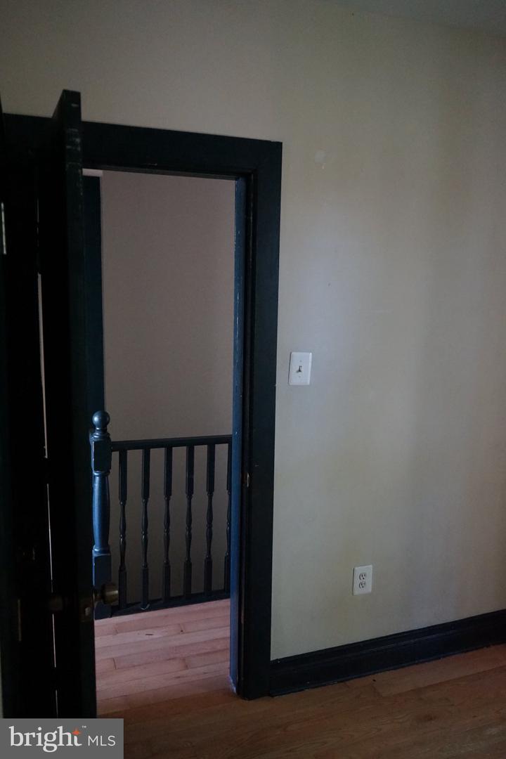 2032 W Berks St ##2 Property Photo 12