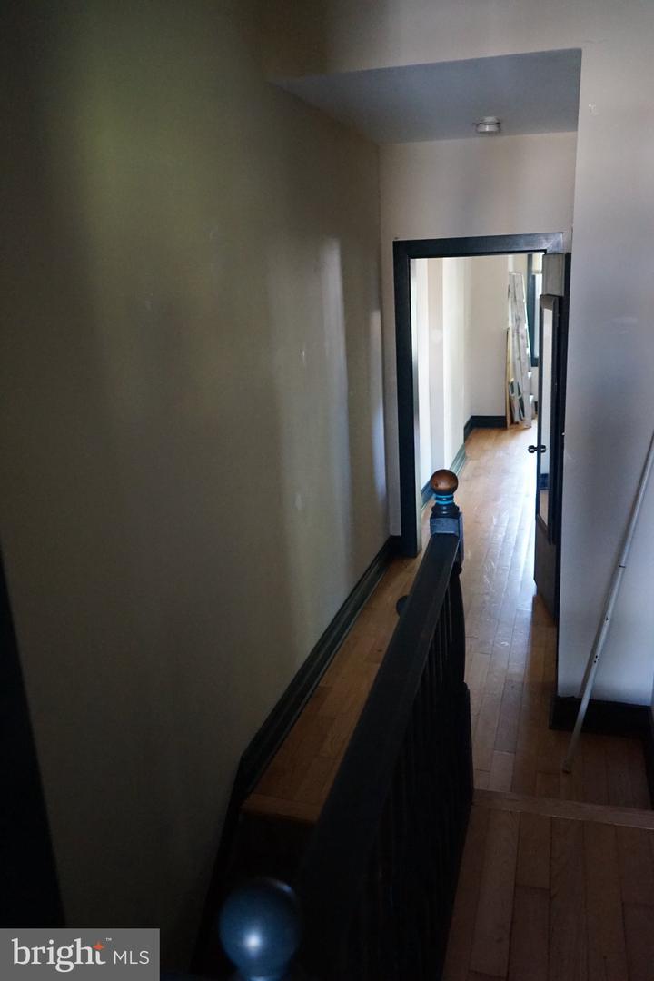 2032 W Berks St ##2 Property Photo 17