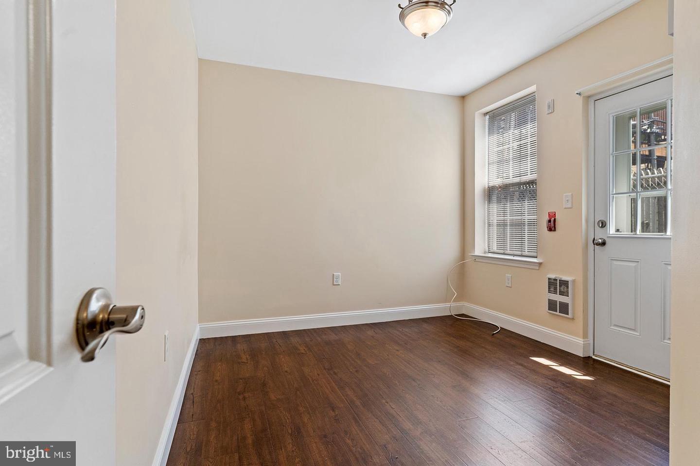1819 Christian St Property Photo 18