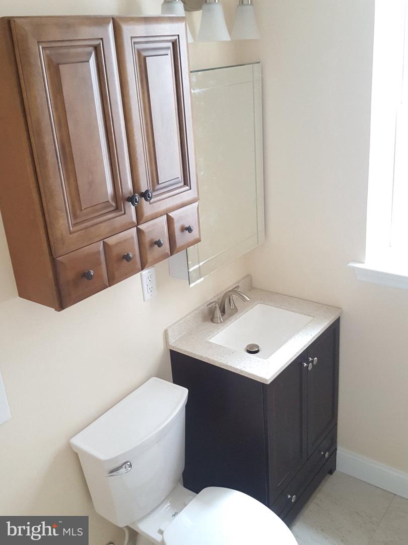 1819 Christian St Property Photo 46