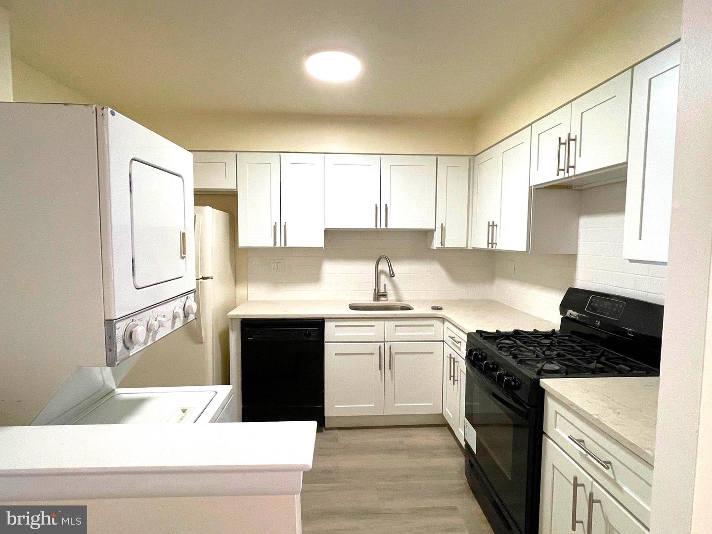2710 Dothan Plz #3 Property Photo 11