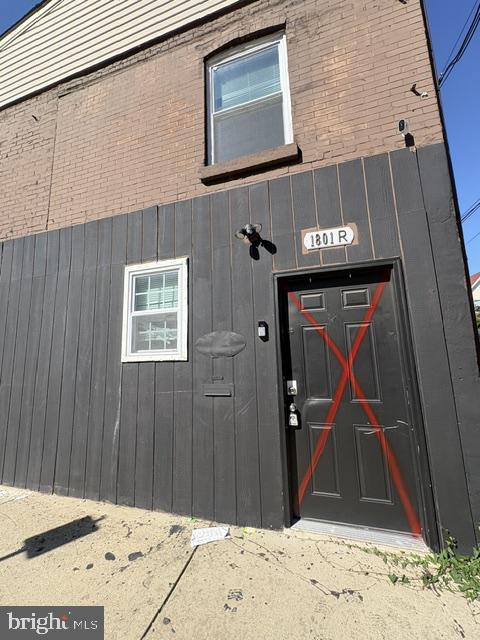 1801 W Master St Property Photo 8