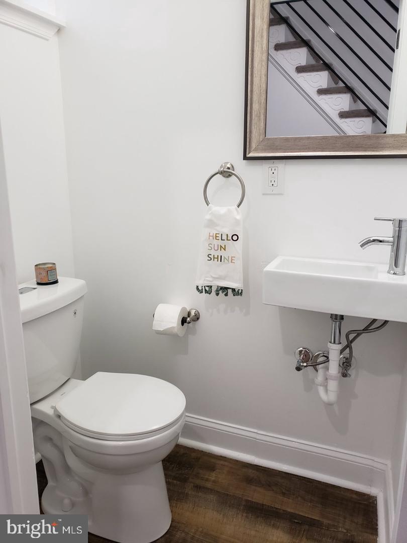 2108 E Stella St Property Photo 7