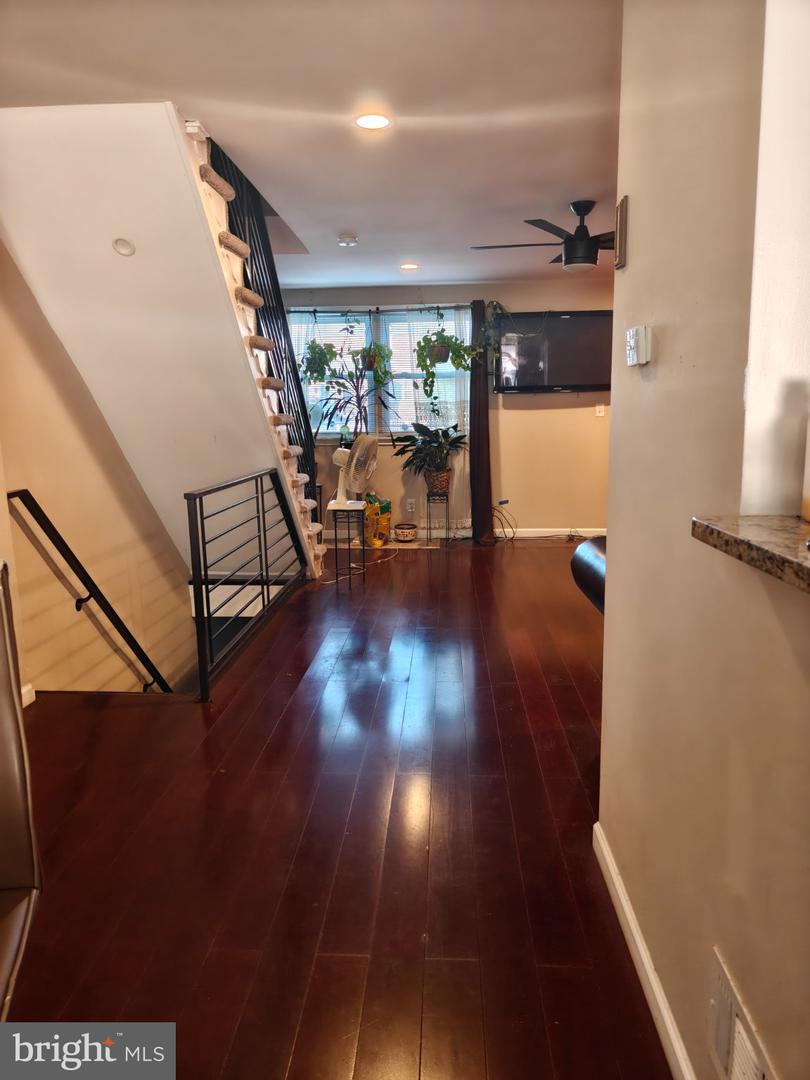 8656 Williams Ave Property Photo 1