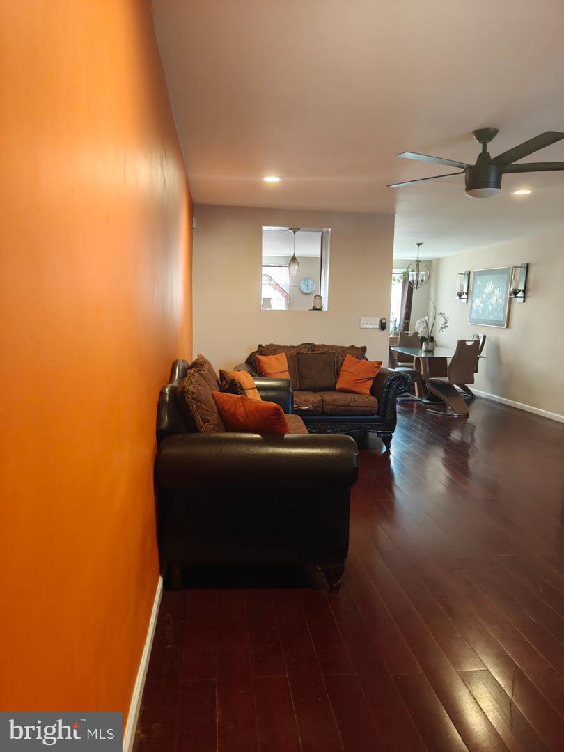 8656 Williams Ave Property Photo 13