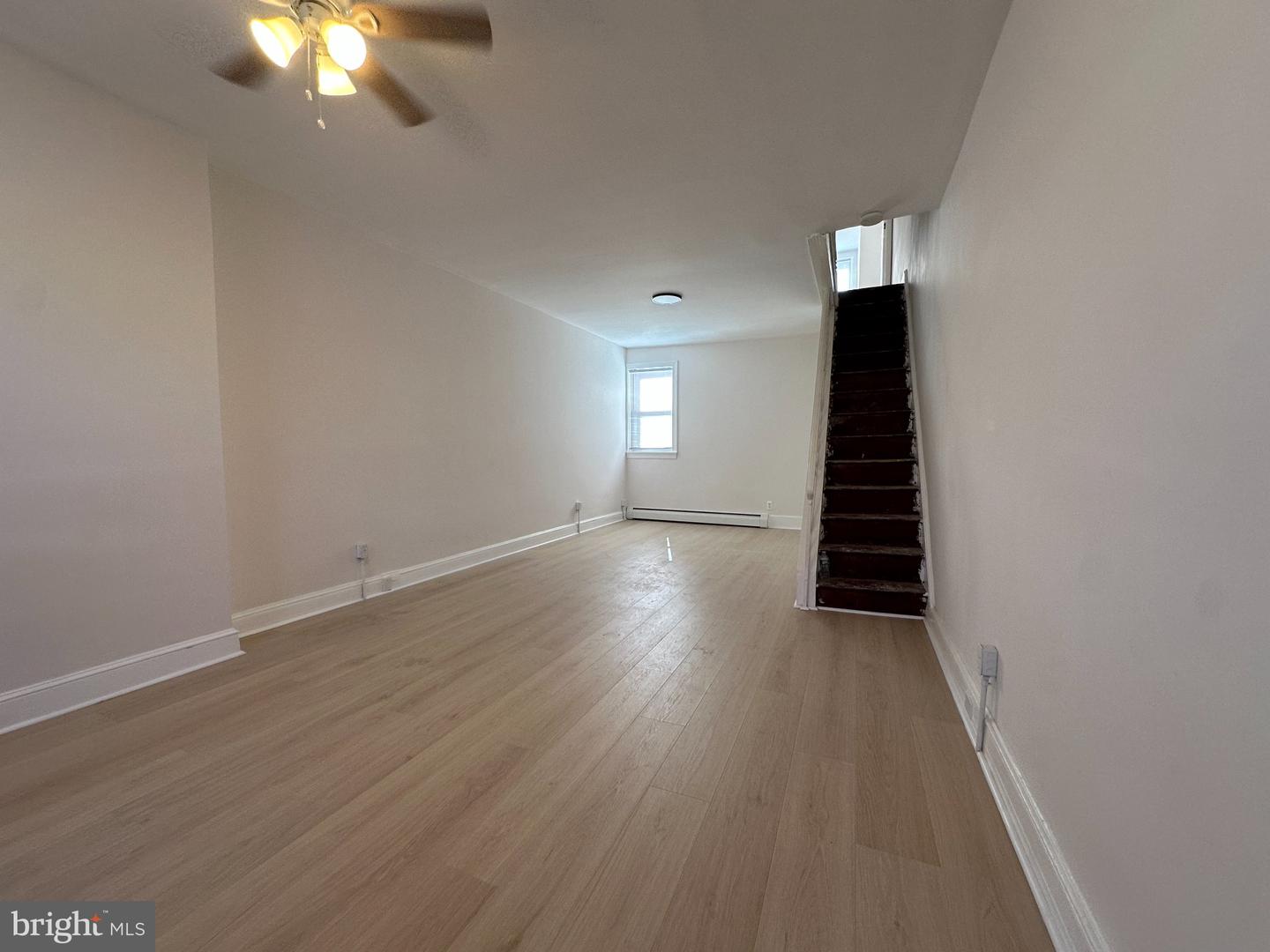 3265 Edgemont St #b Property Photo 2