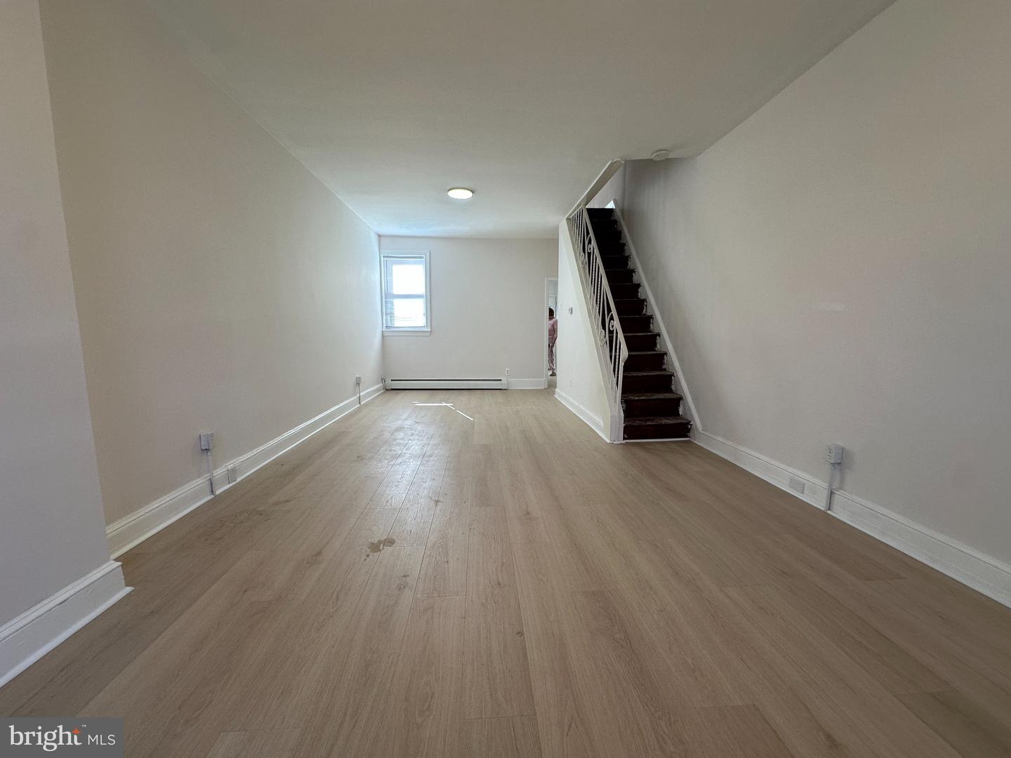 3265 Edgemont St #b Property Photo 5