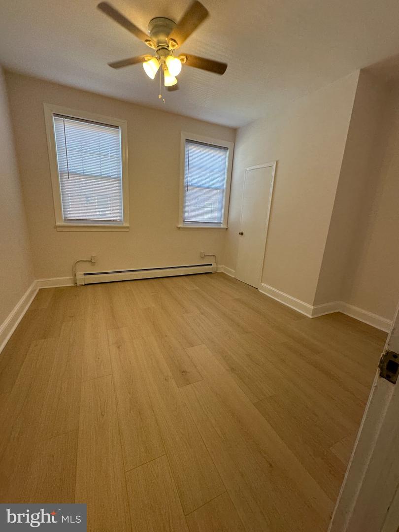 3265 Edgemont St #b Property Photo 12