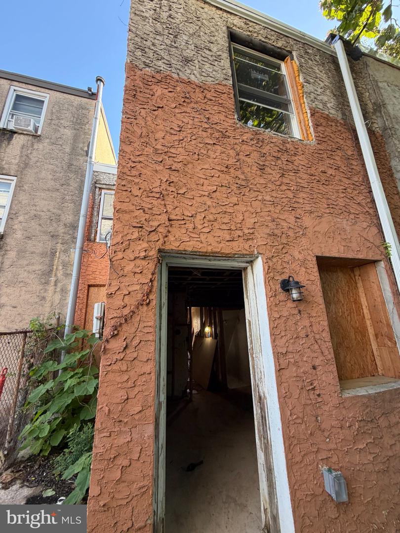405 Diamond St Property Photo 23
