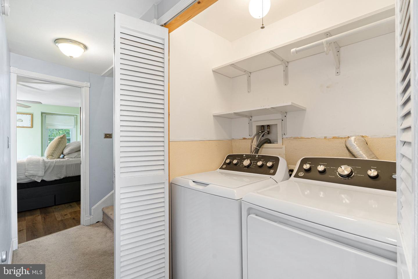 170 Carson St Property Photo 18