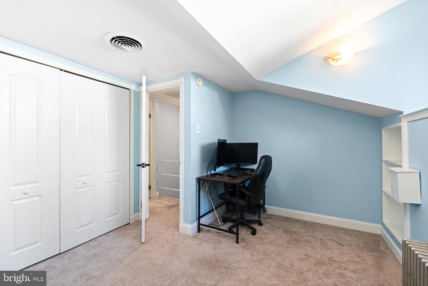 170 Carson St Property Photo 21