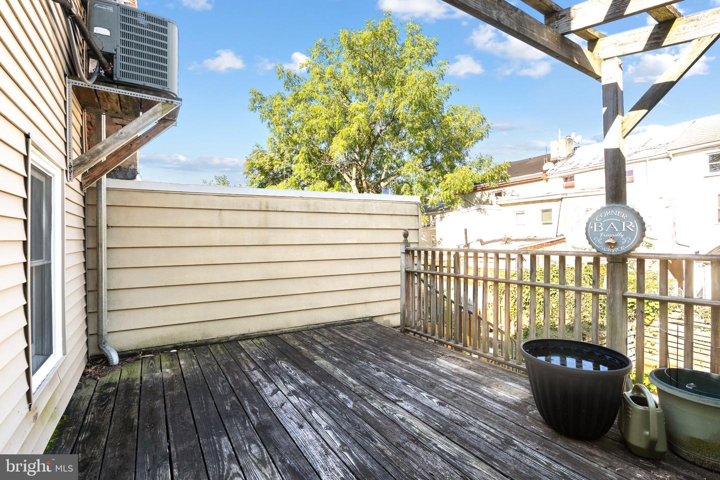170 Carson St Property Photo 25